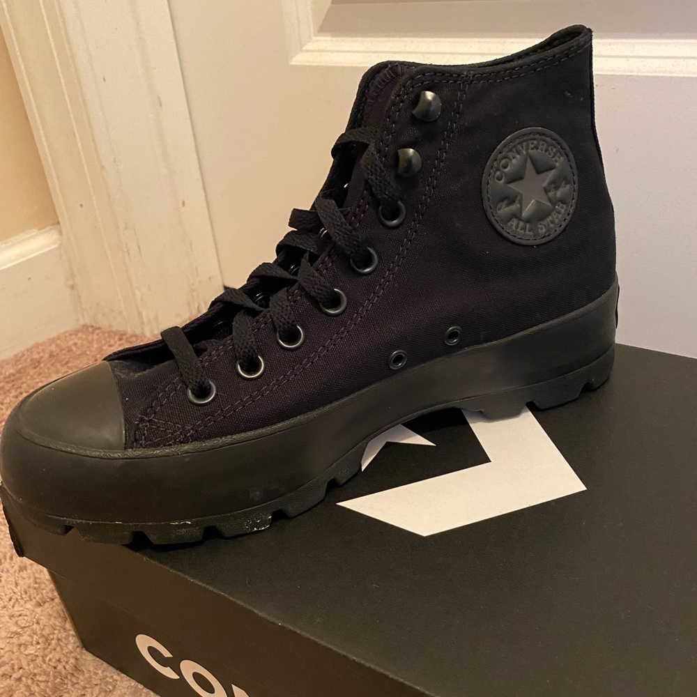 Black high tops lugged converse